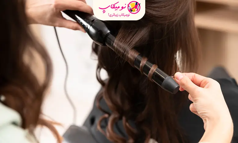 چگونه در ۱۵ دقیقه موهای خود را مثل سالنها آرایش کنیم؟ با این ترفندهای سالنی، آرایش مو در خانه را سریع و حرفهای انجام دهید